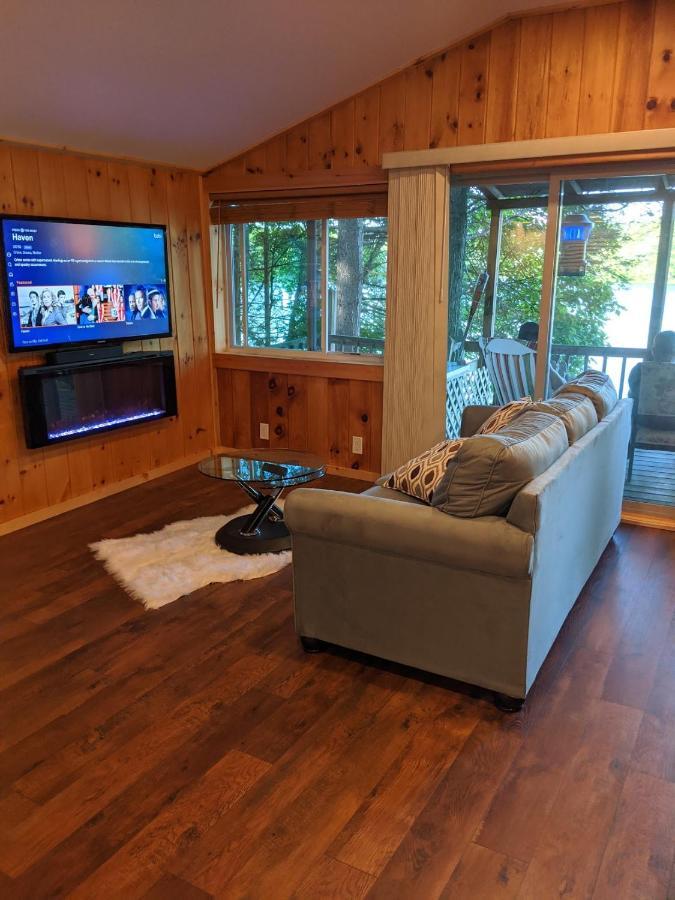 Panoramic Water Views , Cozy House In Henniker ,Nh别墅 外观 照片